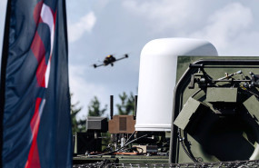 ep santa barbara sistemas demuestra en letonia su concepto antidrones integrado en el vehiculo de