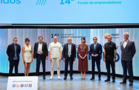 ep startups seleccionadas junto a antonio brufau presidente de repsol y luis cabra director general