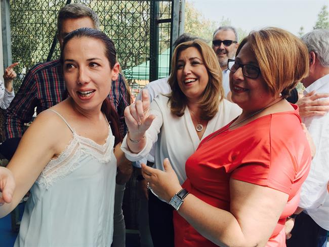 Susana Díaz en el centro. A su izquierda Patricia Hernández | EUROPA PRESS ep susana diazcentro aizquierda patricia hernandez
