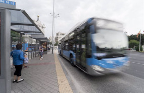 ep un autobus de la empresa municipal de transportes emt de madrid