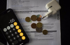 ep una factura del consumo de luz a 10 de septiembre de 2021 en madrid espana el precio medio diario ep una factura del consumo de luz a 10 de septiembre de 2021 en madrid espana el precio medio diario