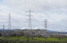 ep vista de la central nuclear de almaraz ep vista de la central nuclear de almaraz