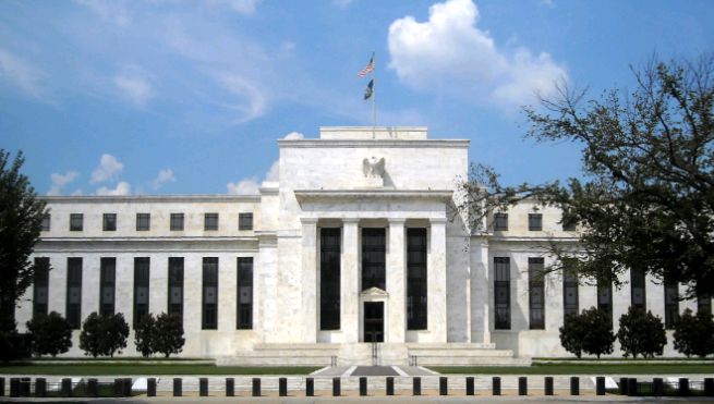 Fachada de la sede de la Reserva Federal en Washington.