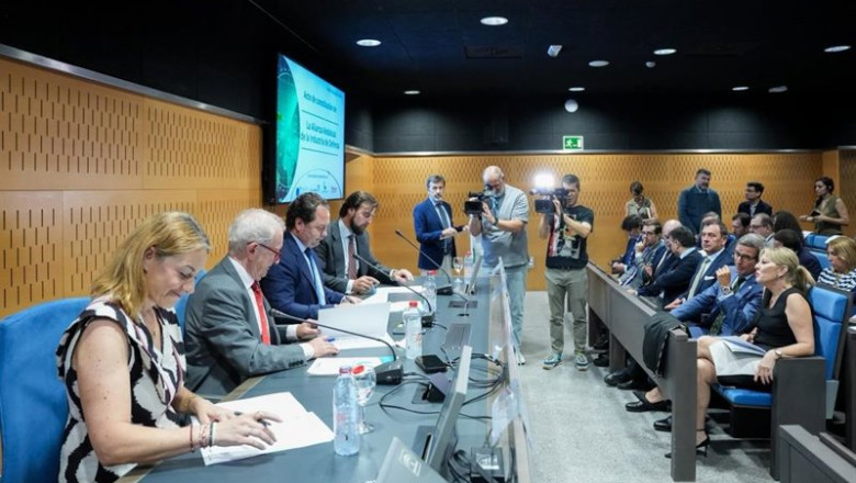 Acto de constitución de la Alianza Andaluza de la Industria de Defensa en Sevilla. | EUROPA PRESS ep acto de constitucion de la alianza andaluza de la industria de defensa en sevilla