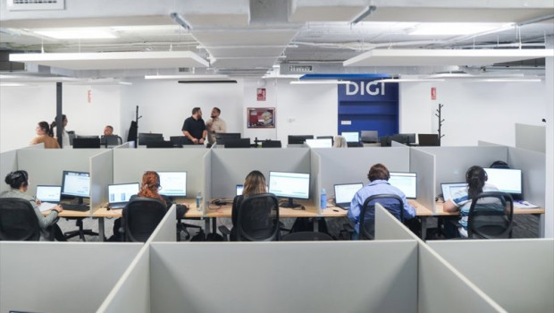 ep archivo   digi abre un nuevo centro de atencion al cliente en valncia el tercero en espana con