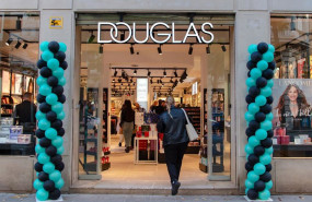 ep archivo douglas ha inaugurado sus stores mas emblematicas renovadas elevando el concepto de ep archivo douglas ha inaugurado sus stores mas emblematicas renovadas elevando el concepto de