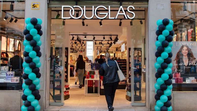 Archivo - Douglas ha inaugurado sus stores más emblemáticas renovadas elevando el concepto de belleza a otro nivel | CORTESÍA DOUGLAS - Archivo ep archivo douglas ha inaugurado sus stores mas emblematicas renovadas elevando el concepto de