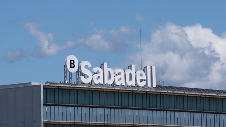 ep archivo exterior de la sede de banco sabadell a 17 de abril de 2025 en barcelona cataluna ep archivo exterior de la sede de banco sabadell a 17 de abril de 2025 en barcelona cataluna