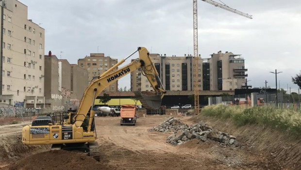 ep archivo   una grua construccion obras viviendas