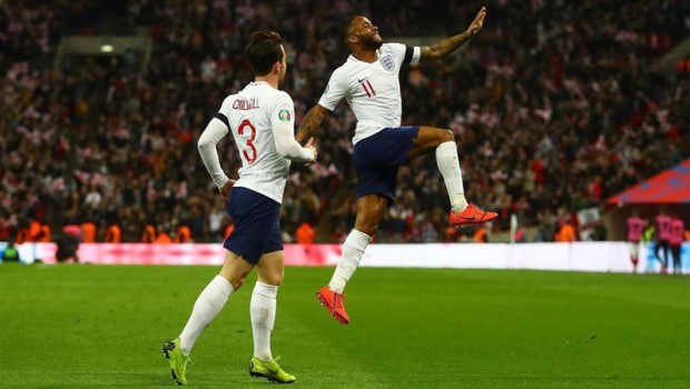 ep futboleurocopa- grupo a un hat-trick de sterling desmoronala republica