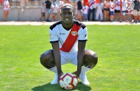 ep futbolista peruano luis advincula