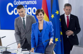 ep i d el ministro de industria comercio y turismo hector gomez la ministra portavoz y de politica