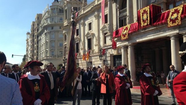 ep imageniniciola procesion civica9 doctubre