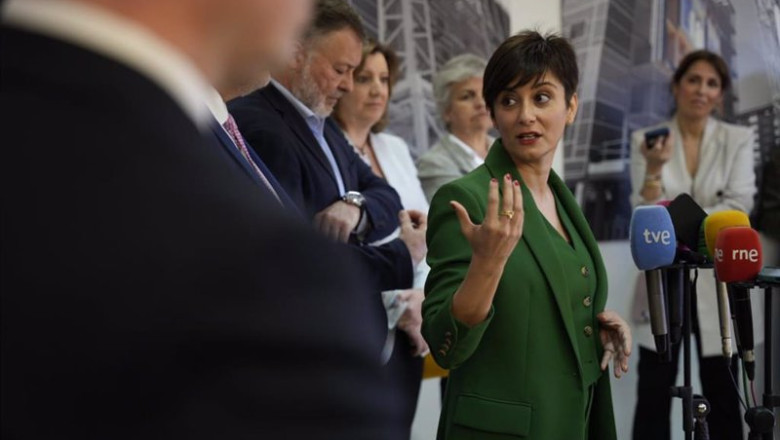 ep la ministra de vivienda y agenda urbana isabel rodriguez visita la empresa lignum tech en cuenca ep la ministra de vivienda y agenda urbana isabel rodriguez visita la empresa lignum tech en cuenca