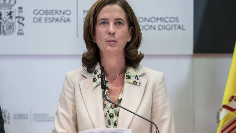 ep la presidenta de aeb alejandra kindelan tras una reunion con la vicepresidenta primera y ministra ep la presidenta de aeb alejandra kindelan tras una reunion con la vicepresidenta primera y ministra