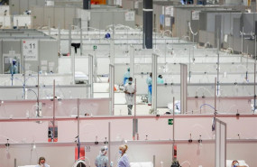 ep pacientes de coronavirus en las camas del hospital temporal de la comunidad de madrid habilitado