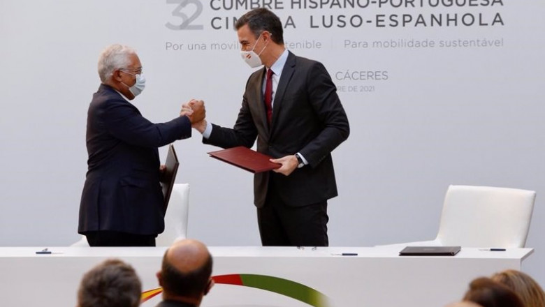ep pedro sanchez y antonio costa llegan a la rueda de prensa tras la cumbre hispano lusa de trujillo ep pedro sanchez y antonio costa llegan a la rueda de prensa tras la cumbre hispano lusa de trujillo