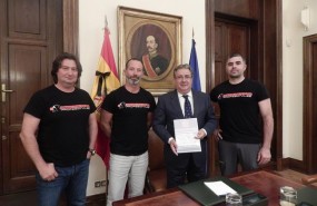 ep zoido recibela coordinadora unitariabomberos profesionales